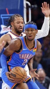 Thunder resiste y vence a Knicks