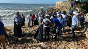 Realizan jornada de limpieza en Güibia