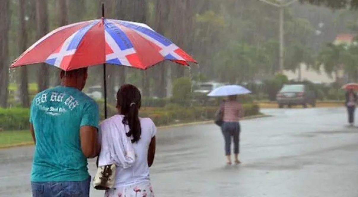 Once provincias en alerta por lluvias