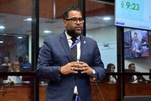 Senador de San Cristóbal cree Congreso debe ser unicameral