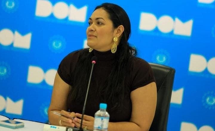 Secretaria de Bukele será la primera mujer en ocupar la Presidencia en El Salvador