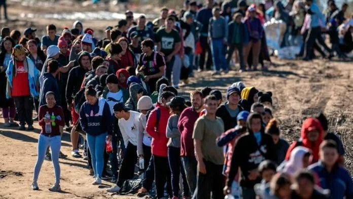 Más de 2,2 millones de personas han llegado a la frontera sur de EEUU en 2023