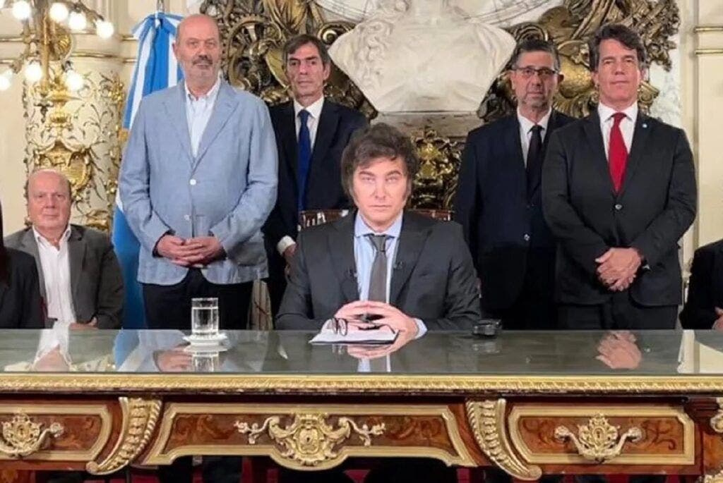 Milei busca crear impuesto para pagar 16.000 millones de dólares de indemnización