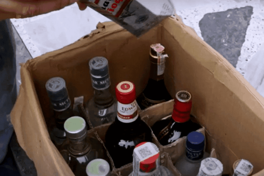 PN y MP desmantelan fábrica de bebidas adulteradas en Navarrete