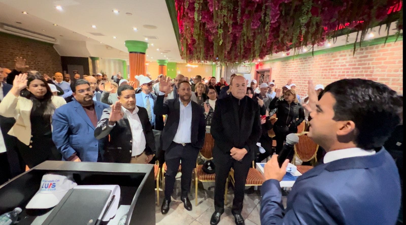 Wellington Arnaud juramenta movimiento apoyo reelección Abinader en NY