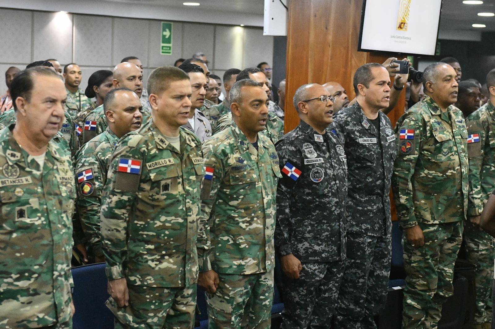 PN participa en capacitación de Policía Militar Electoral