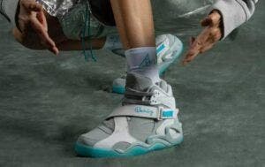 Yandel lanzará zapatilla junto a la marca del legendario baloncestista Patrick Ewing