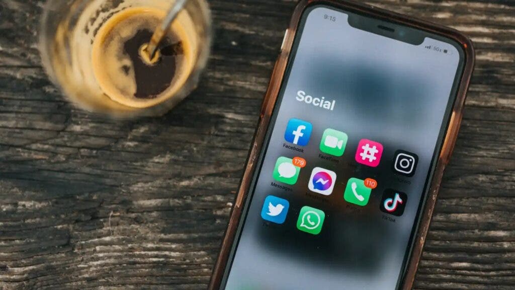 Mayoría de las grandes plataformas digitales no aplica medidas contra la desinformación