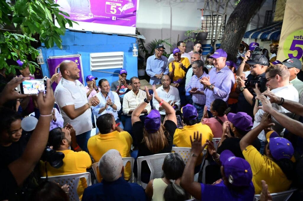 Abel y Domingo Contreras realizan recorrido