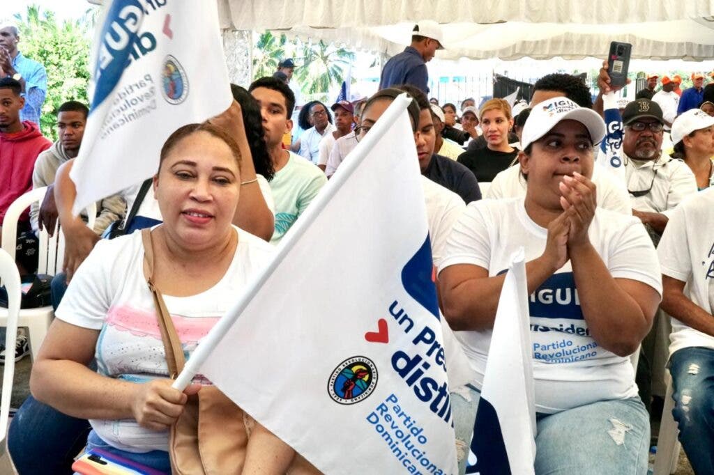 Miguel Vargas llama a este gobierno moralista de hojalata