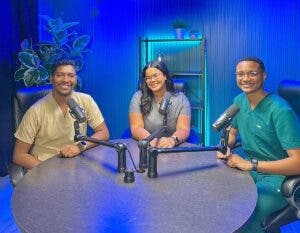 “Tripeo Dental”, el nuevo podcast que sumerge a los oyentes en el mundo de la Odontología