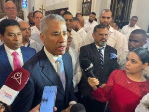 Critica situación funcionan Cuerpos de Bomberos en Santiago