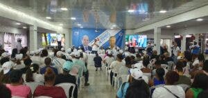 Jóvenes celebran Día de la Juventud con el proyecto «Nando Con Luis 24»