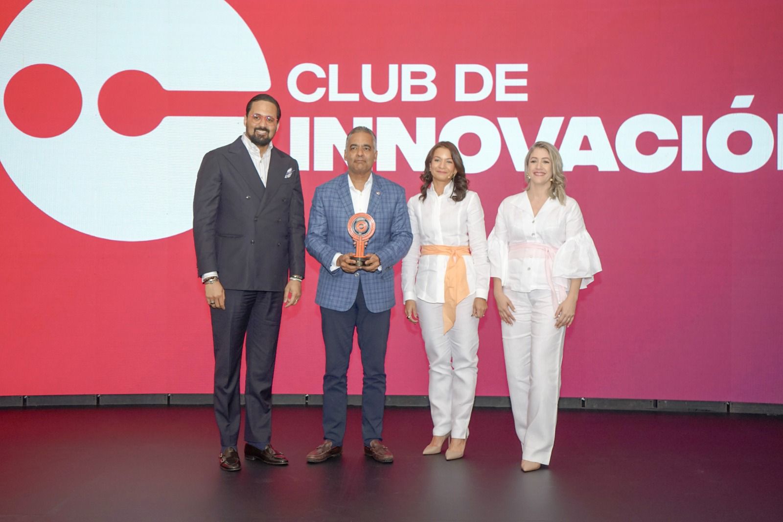 Lanzan primer Club de innovación en RD