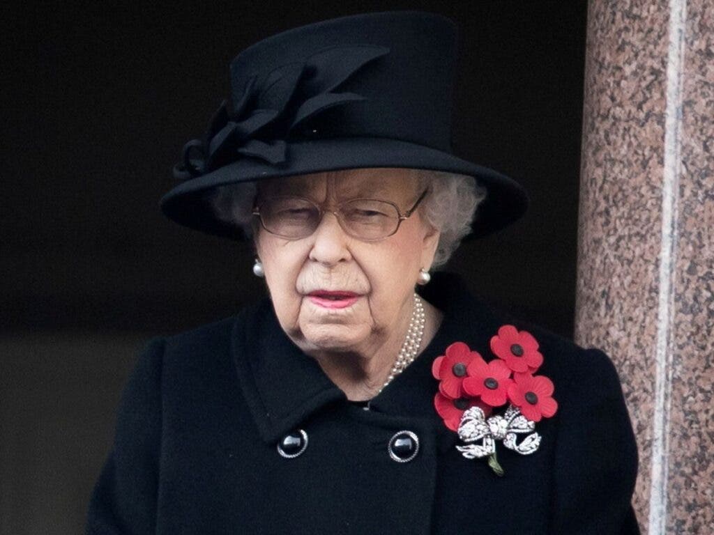 Los últimos momentos de Isabel II fueron pacíficos y sin dolor, según secretario