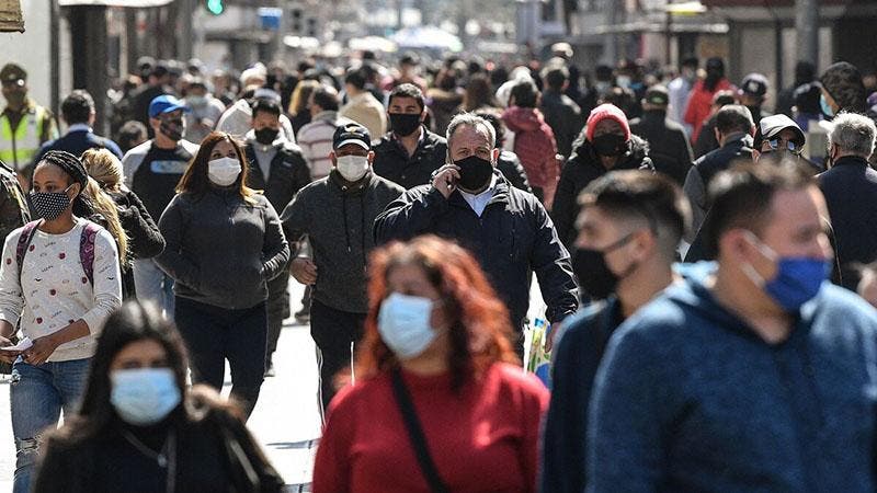 La OMS advierte que la pandemia de covid no ha terminado, con aún miles de hospitalizados