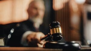 Falta de independencia judicial frena lucha contra la corrupción en América Latina