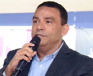 Francis Soto sigue firme en su renuncia del COD