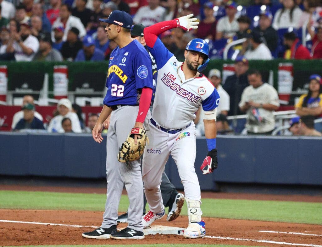 Venezuela vence a Dominicana en el comienzo de la Serie del Caribe