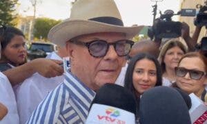 Hipólito pide líderes políticos no lleven diferencias al campo personal
