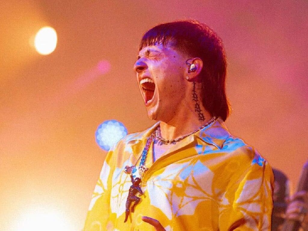 Peso Pluma en el top 10 de canciones más vendidas de 2023