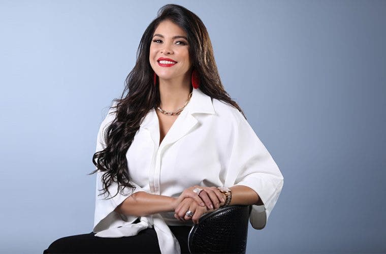 Nikauly vuelve a la radio