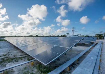 La primera electrolinera del Caribe ultima su puesta en marcha en Punta Cana