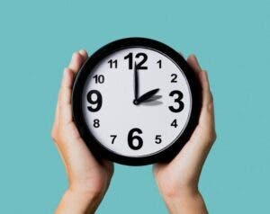 Este domingo cambia la hora en EUA