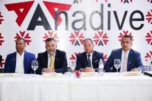 ANADIVE reelige a Cesar De los Santos como presidente