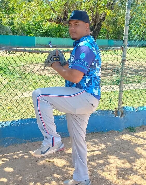 Scheker, Rangers y SPM triunfan en torneo béisbol Viejas Glorias