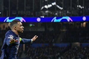 Mbappé habla con goles