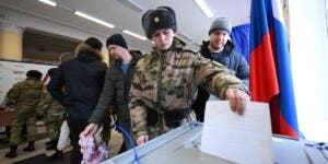 La inteligencia ucraniana jaquea el sistema de voto electrónico de Rusia, según medio