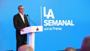 La defendió