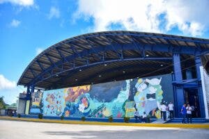 Desarrollo provincial entrega obras deportivas en Samaná