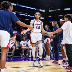Esmery Martínez: Una dominicana en las puertas  de la WNBA
