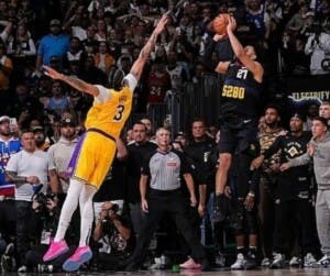Jamal Murray vence el timbre y aniquila Lakers