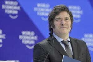 Argentina: un 40 % apoya el juicio político contra Milei por el ‘criptofiasco’