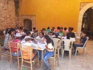 Casa Mella Russo imparte taller infantil de dibujo “Pintando la Pascua”