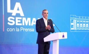 Deuda pública se ha reducido de un 62 a 59%, dice Abinader