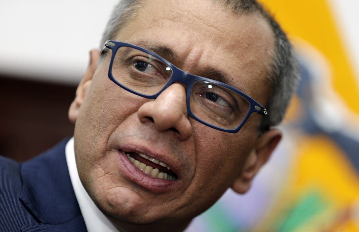 Jorge Glas: «Me tiraron contra la pared y comenzaron a darme puntapiés y rodillazos»