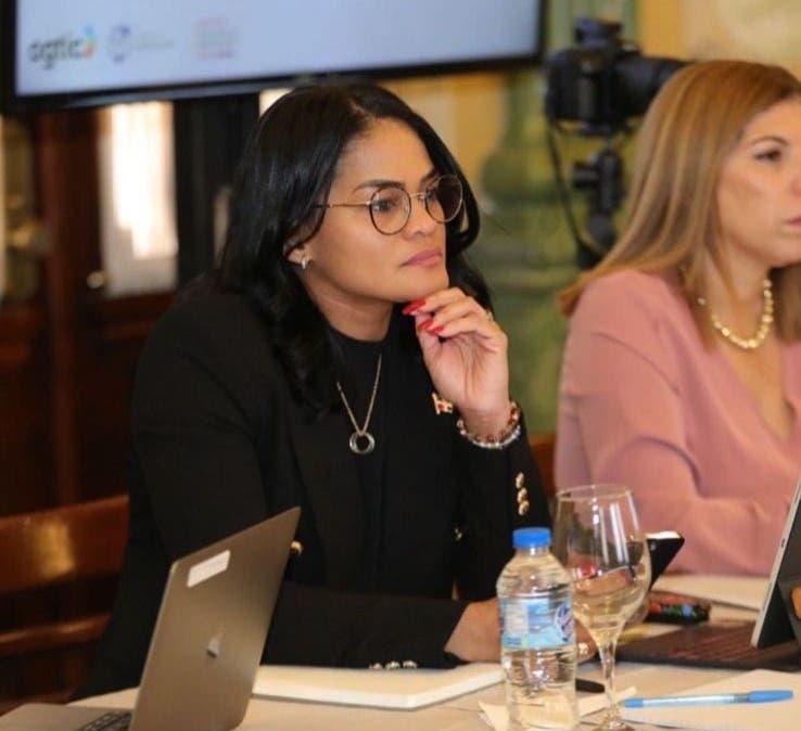 Diana Rivas, directora de Gabinete de la Oficina Gubernamental de Tecnologías.