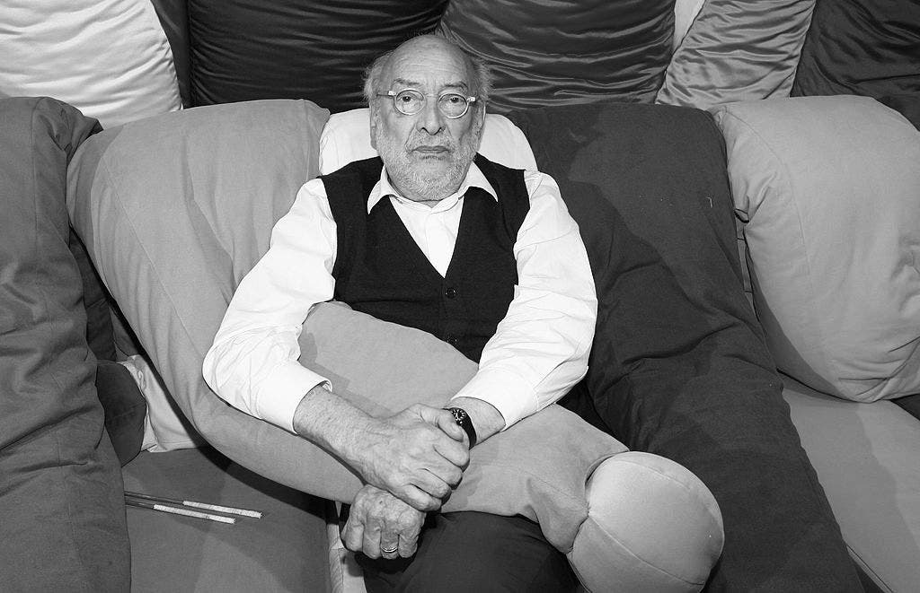 Muere el diseñador italiano Gaetano Pesce, creador de los icónicos sillones en poliuretano