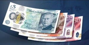 El Banco de Inglaterra presenta a Carlos III los primeros billetes con su imagen