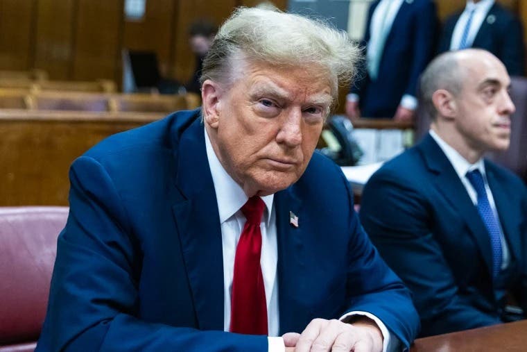 Congresista Espaillat dice Trump no tiene lugar en su distrito