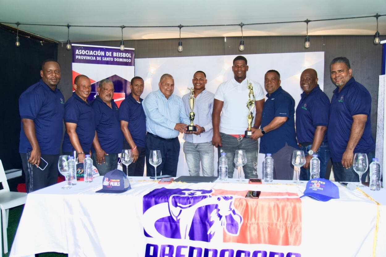 Elian Chalas y José Álvarez escogidos jugadores de la semana  del TBES-PSD