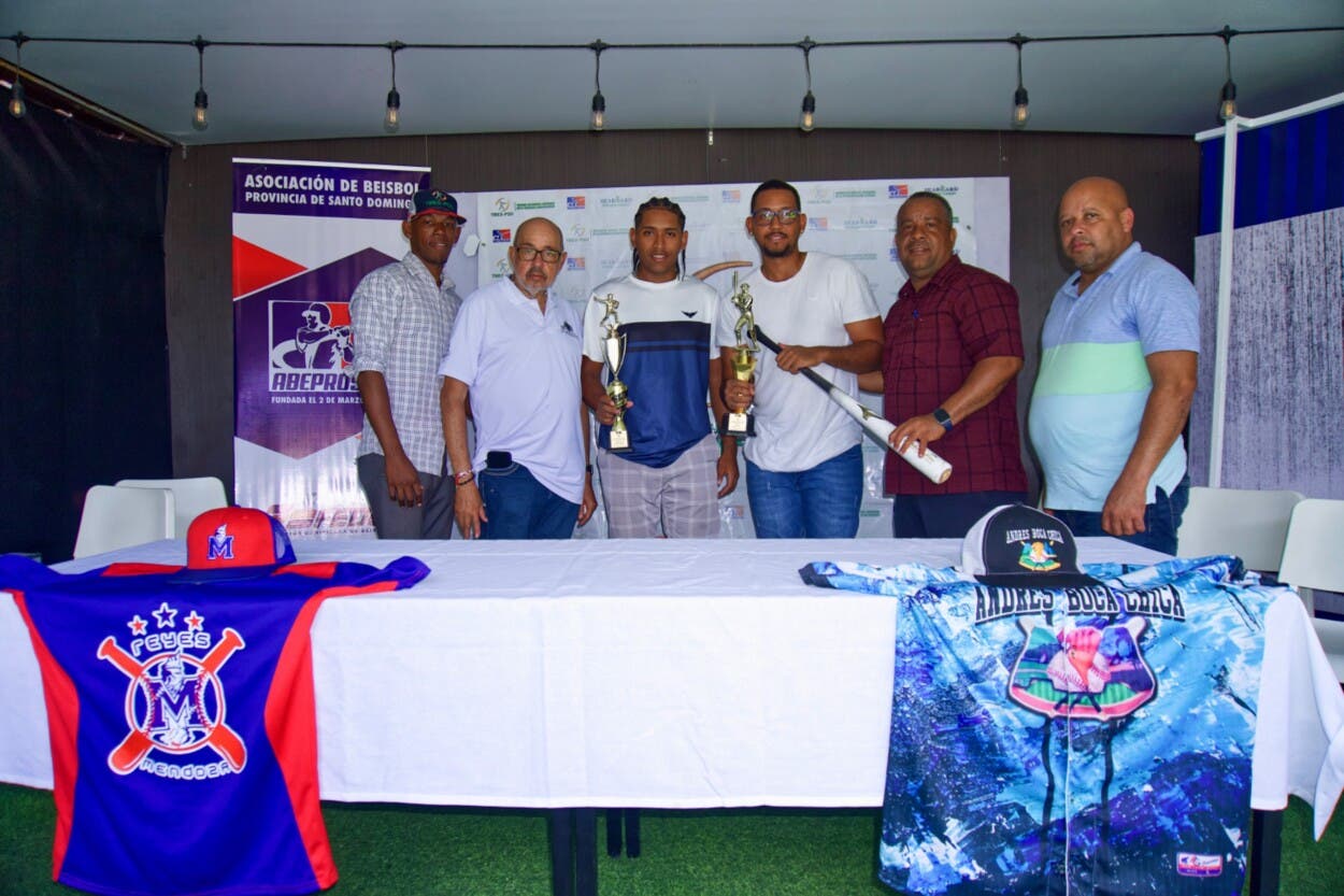 Olaizola y King escogidos los más sobresalientes de la cuarta semana del TBES-PSD