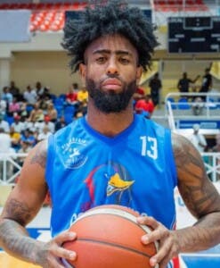 Los Correcaminos empatan serie en baloncesto de PP