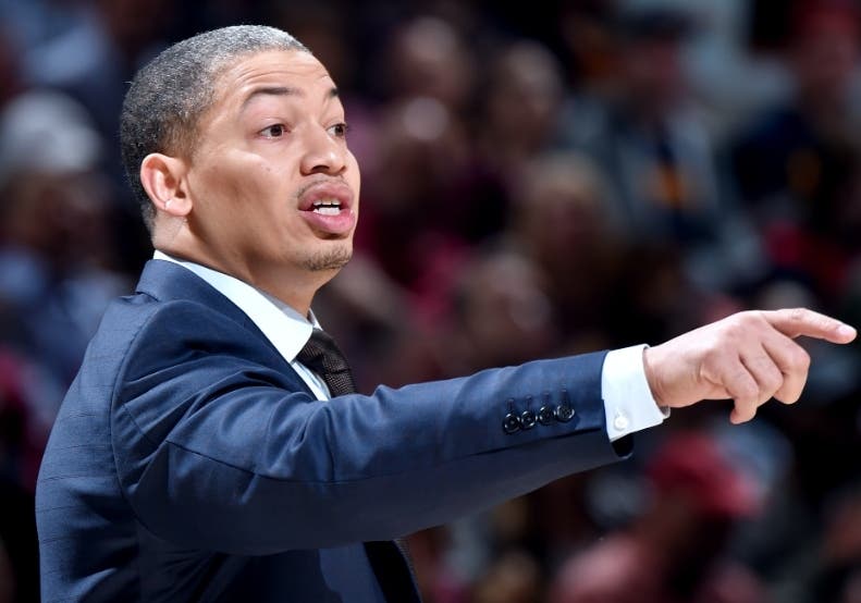 Ty Lue entre favoritos para dirigir a los Lakers