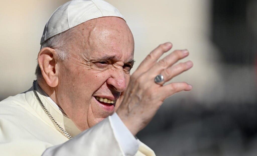 El papa asegura que la vida humana se debe proteger hasta la muerte natural