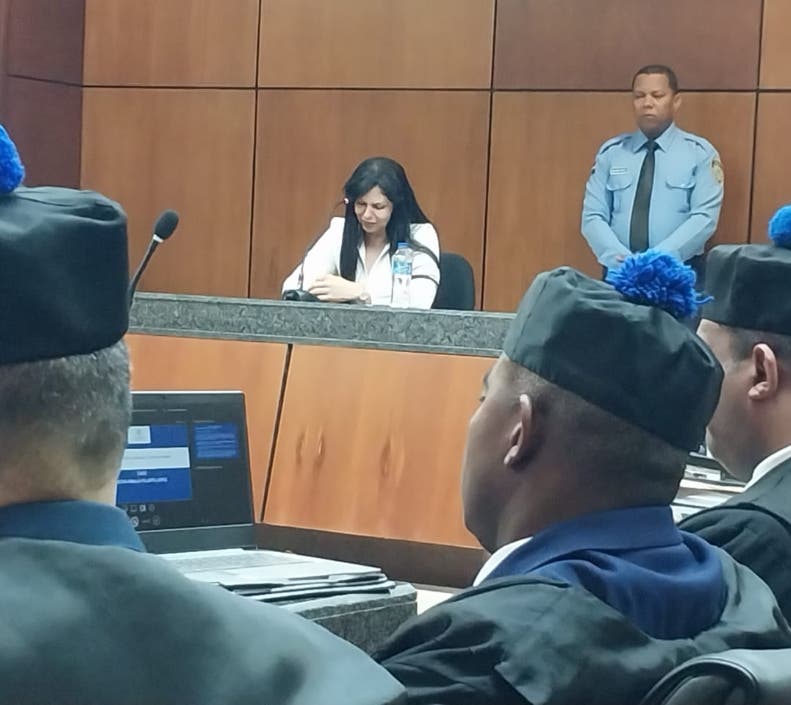 Rosa Pilarte irrumpe en llantos en audiencia